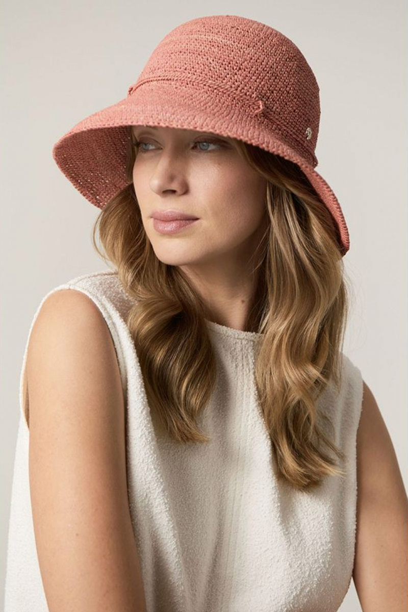 Helen Kaminski Provence 8 Raffia Crochet Hat | Pomelo | Rollable Packa