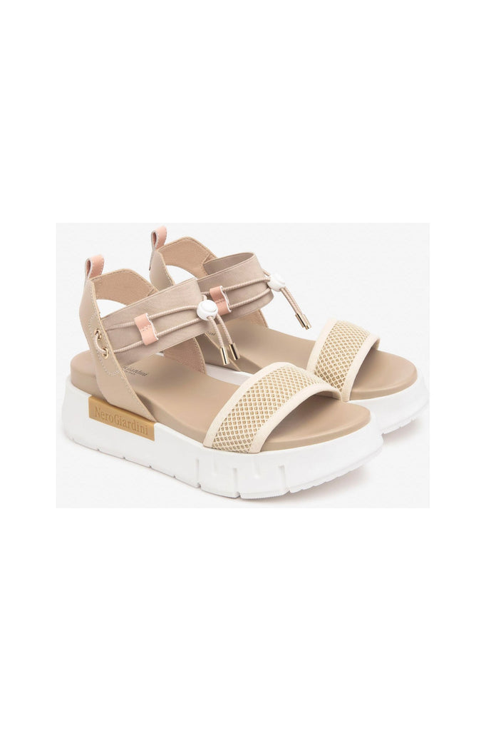 NeroGiardini Low Platform Sandals E510700D | (711) Taupe/Latte